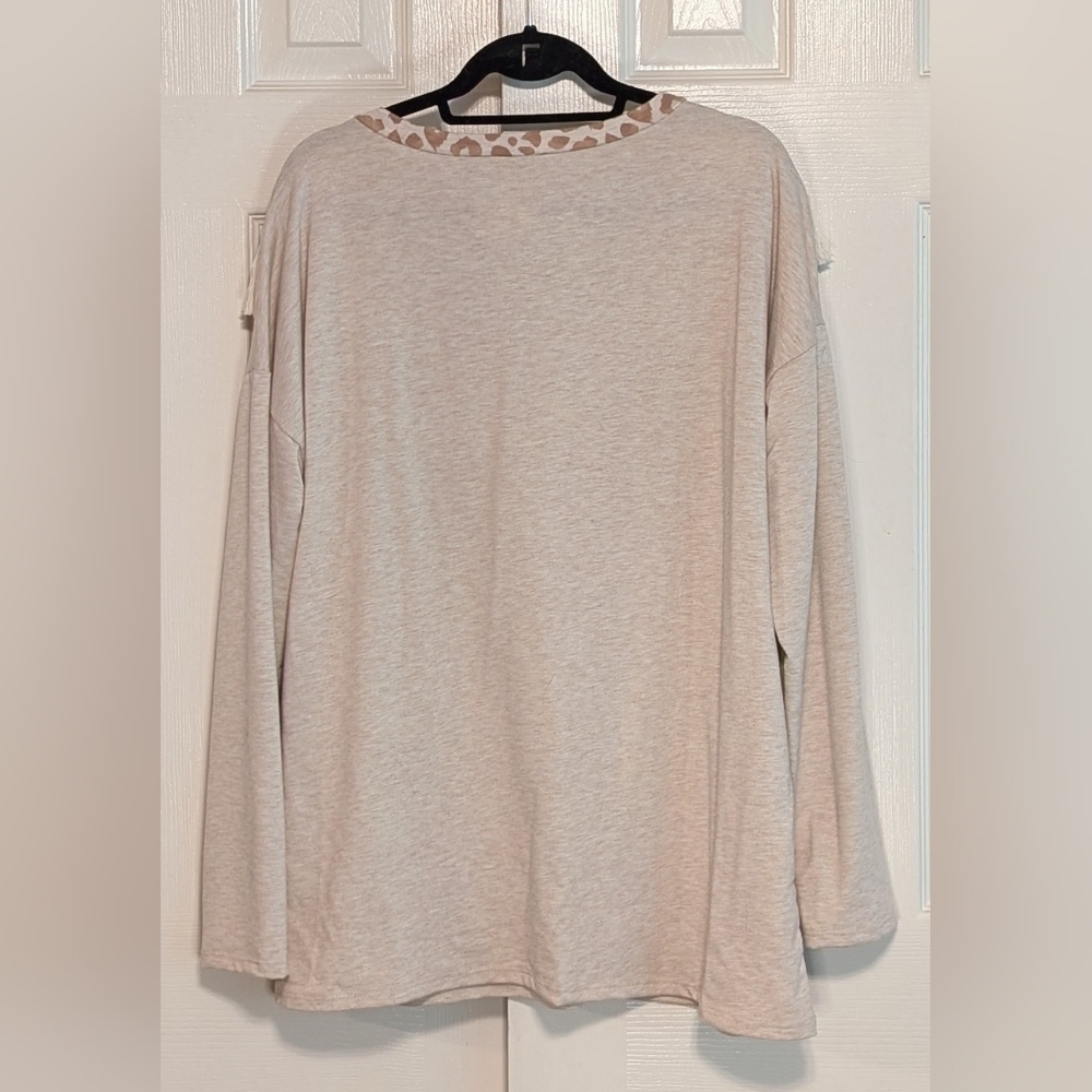 BiBi Stylish Beige Top with Fringe and Animal Print - Picture 3 of 5